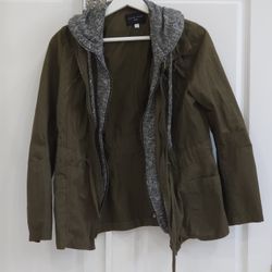 Love Tree Olive Green Jacket Sweater Hoody - Women's Small - Great Condition