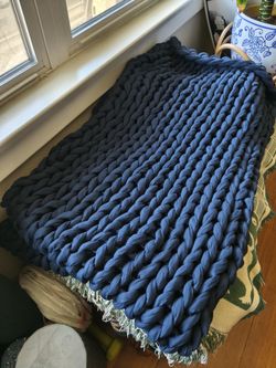 New Bearaby Weighted Blanket - 15lbs