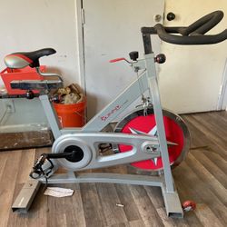 Sunny Health And Fitness Stationary Bike