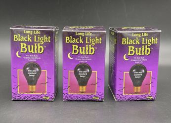 Halloween Black Light Bulbs 3 Pack 75 Watt/120 Volt Preowned Tested