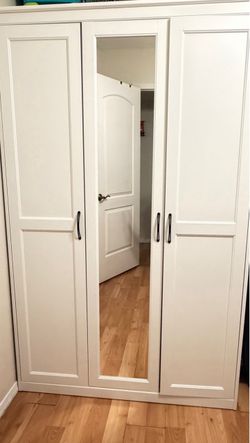 cupboard like new condition used for 2 months