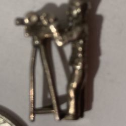 Vintage Sterling Silver Pendant Photoghraher