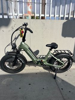 Vanpowers Cycanon Olive Green Electric Bike New in Box Ebike