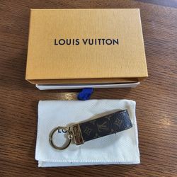 Luis Vuitton Keyring / Keychain 