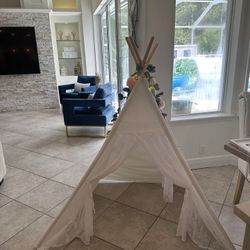 Girls Room TP Tent 