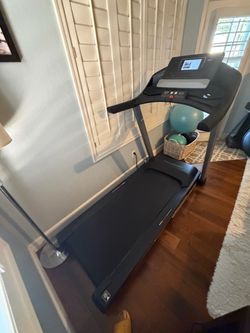 LIKE NEW ProForm Sport T7 Treadmill (Under 100 Miles!)
