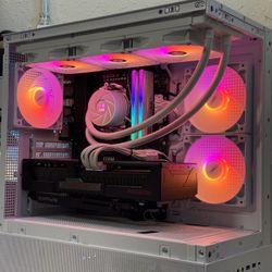 Ryzen 7 9800X3D / RX 9070 XT Gaming PC