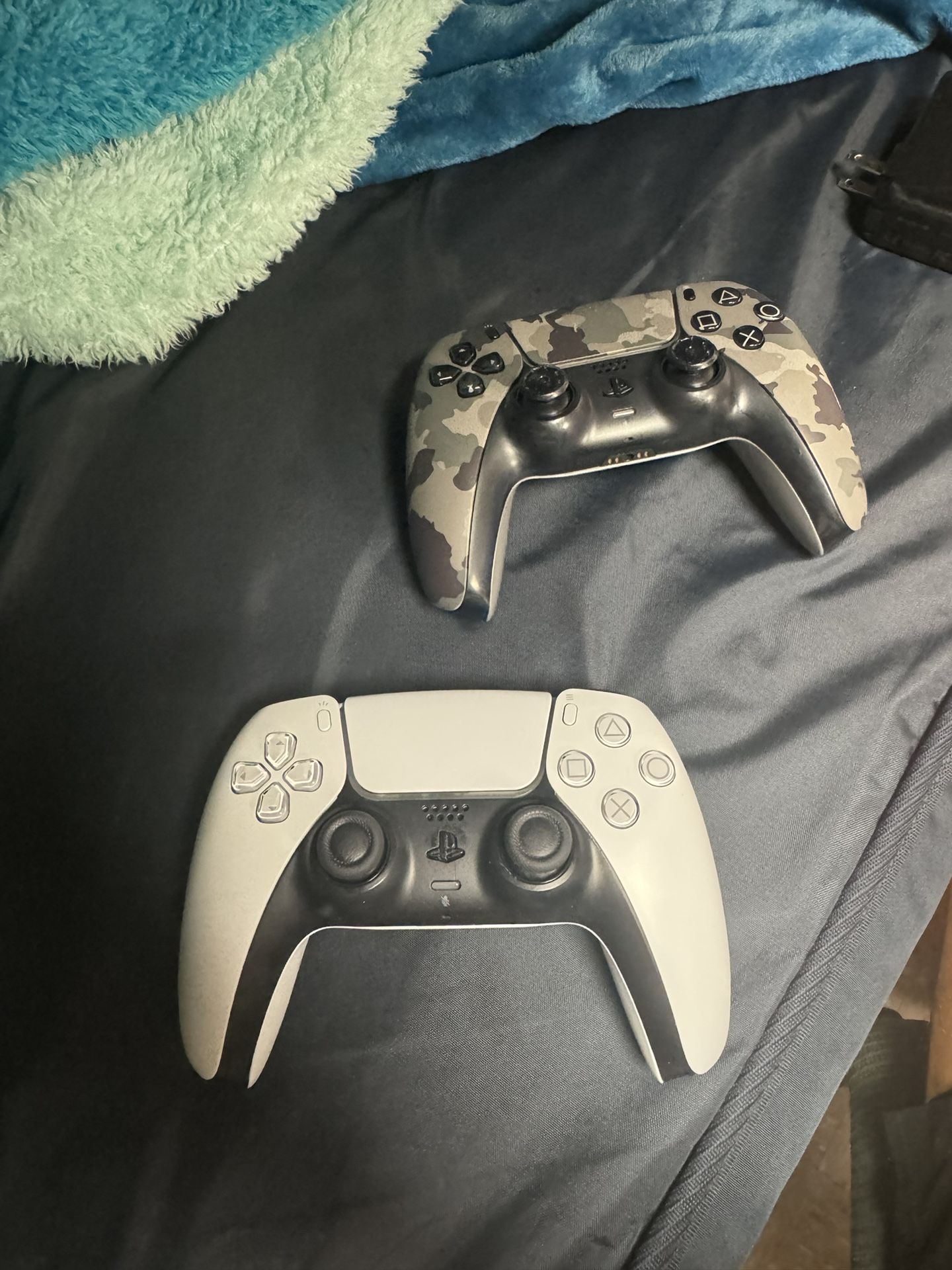 PlayStation 5 Controllers