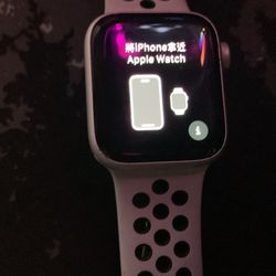 Apple Watch SE Nike Addition 