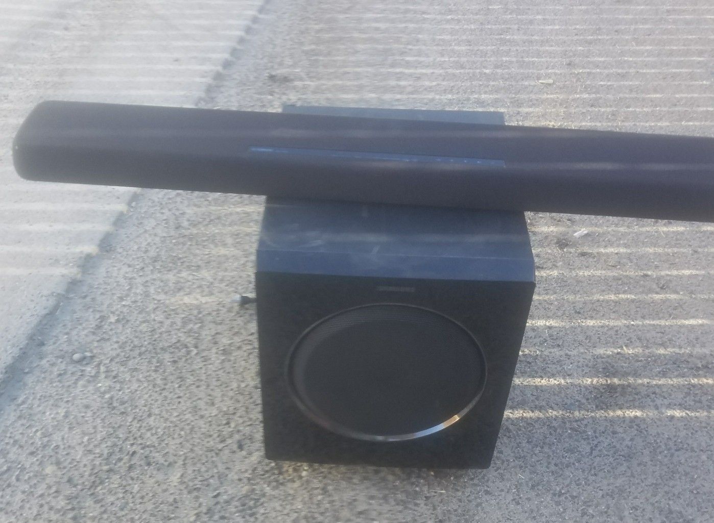 Yamaha ATS 1070 Soundbar & Samsung PS AW720s Powered Subwoofer