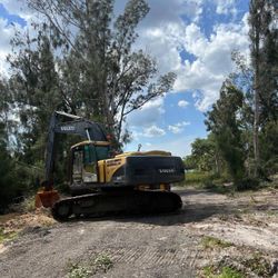 2008 Retro Excavator 240LC – Great Condition, Runs Perfectly