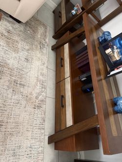 Tv table