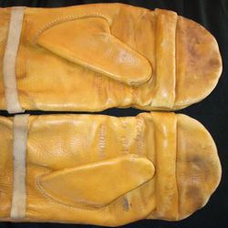 Vintage MacGregor Boxing Gloves/Sparring 