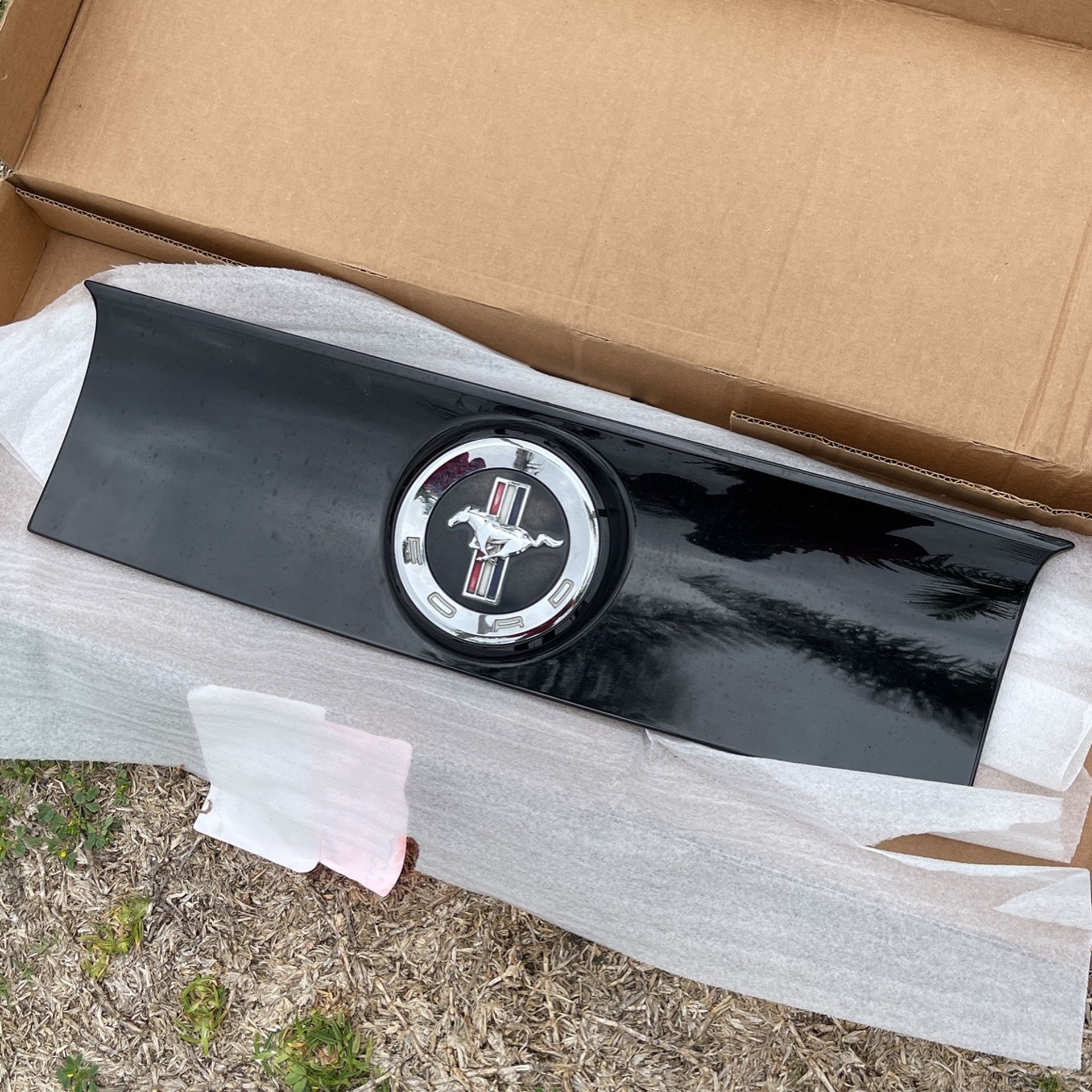 2013 Mustang Decklid