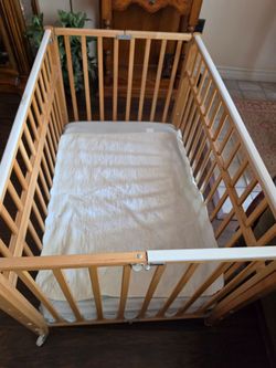 Mini l crib