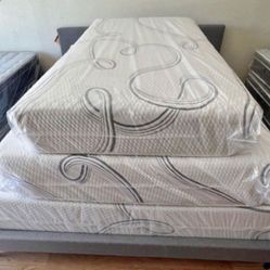 Queen Size Memory Foam Gel Mattress New