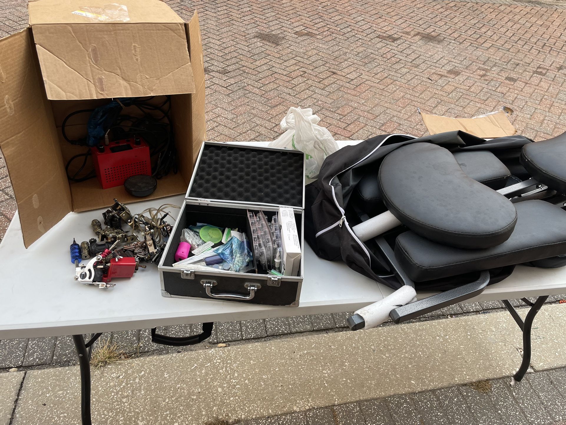 Tattoo Table And Guns