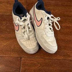 Nike Kids 7.5 