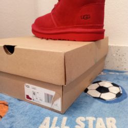 Ugg