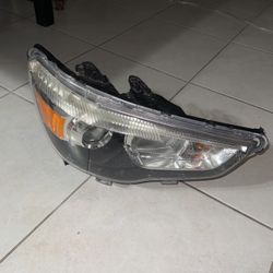 2011-2019 Mitsubishi Outlander Sport Right Headlight