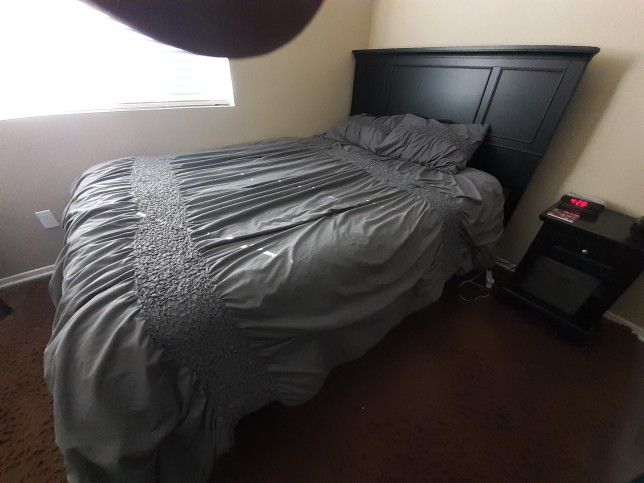 Bedroom Set With Box Spring And Mattress