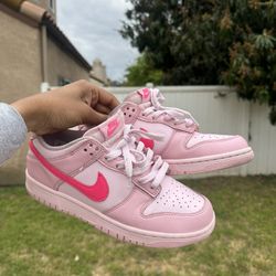 2022 Dunk Low GS ‘Triple Pink’ Size 7Y (No Box)