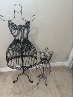 Dress mannequin for jewelry storage