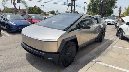 2024 Tesla Cybertruck