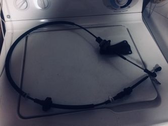 Shift cable for Oldsmobile silhouette or Chevy venture. In great condition no tears or wear.