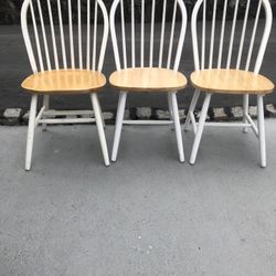Very Good Condition Three Chairs 
