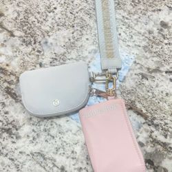 Lululemon Wallet 