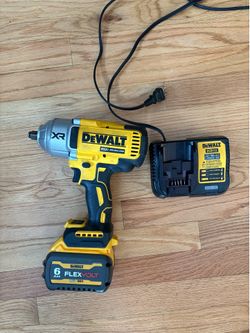 Dewalt XR 20V with battery and charger