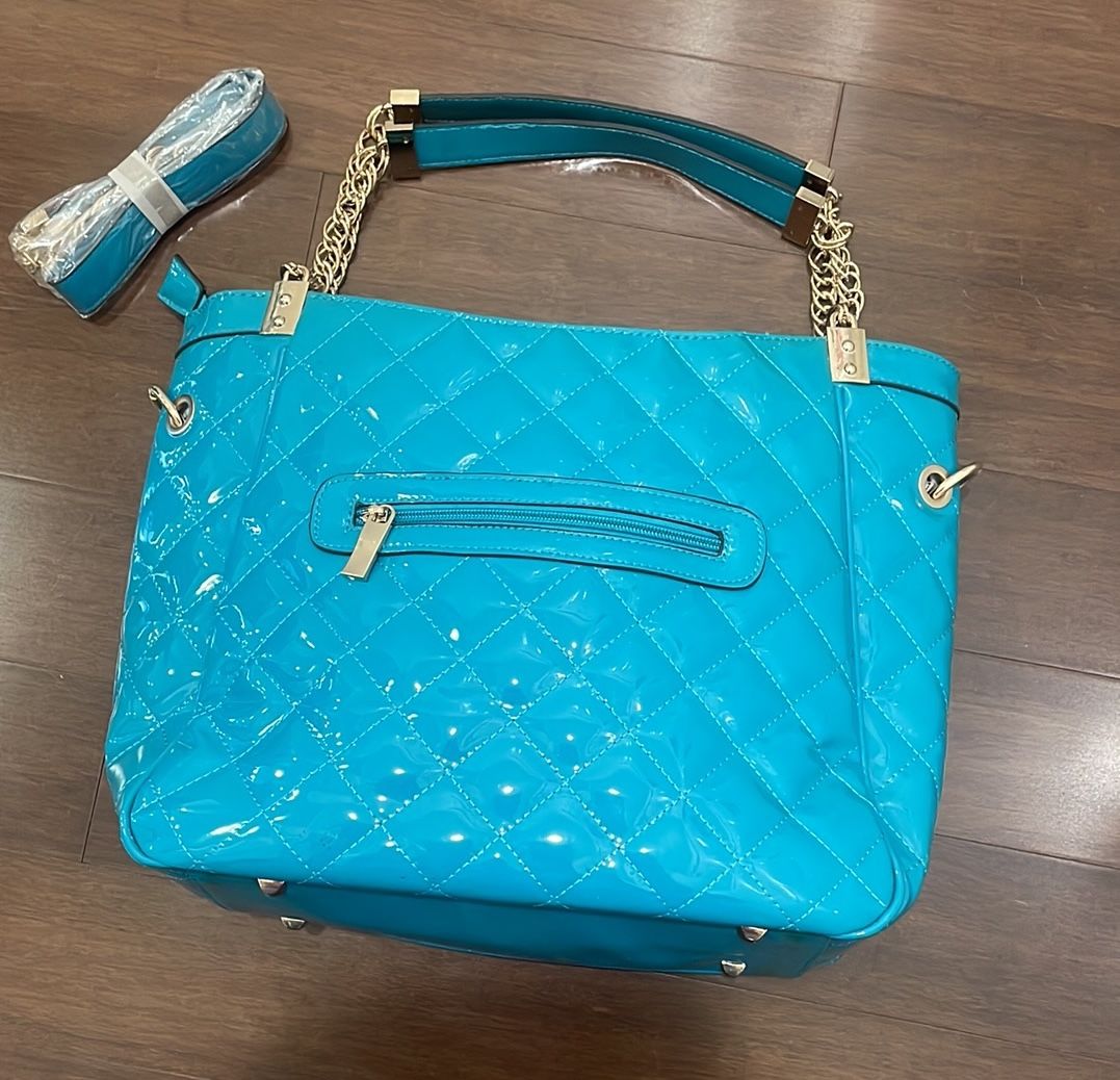 Teal Quilted Shoulder Bag with Gold Chain Straps