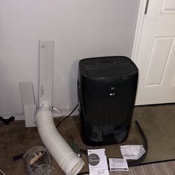 Basically New 8000 BTU LG air conditioner