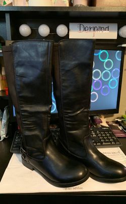 New Black Galvin boots