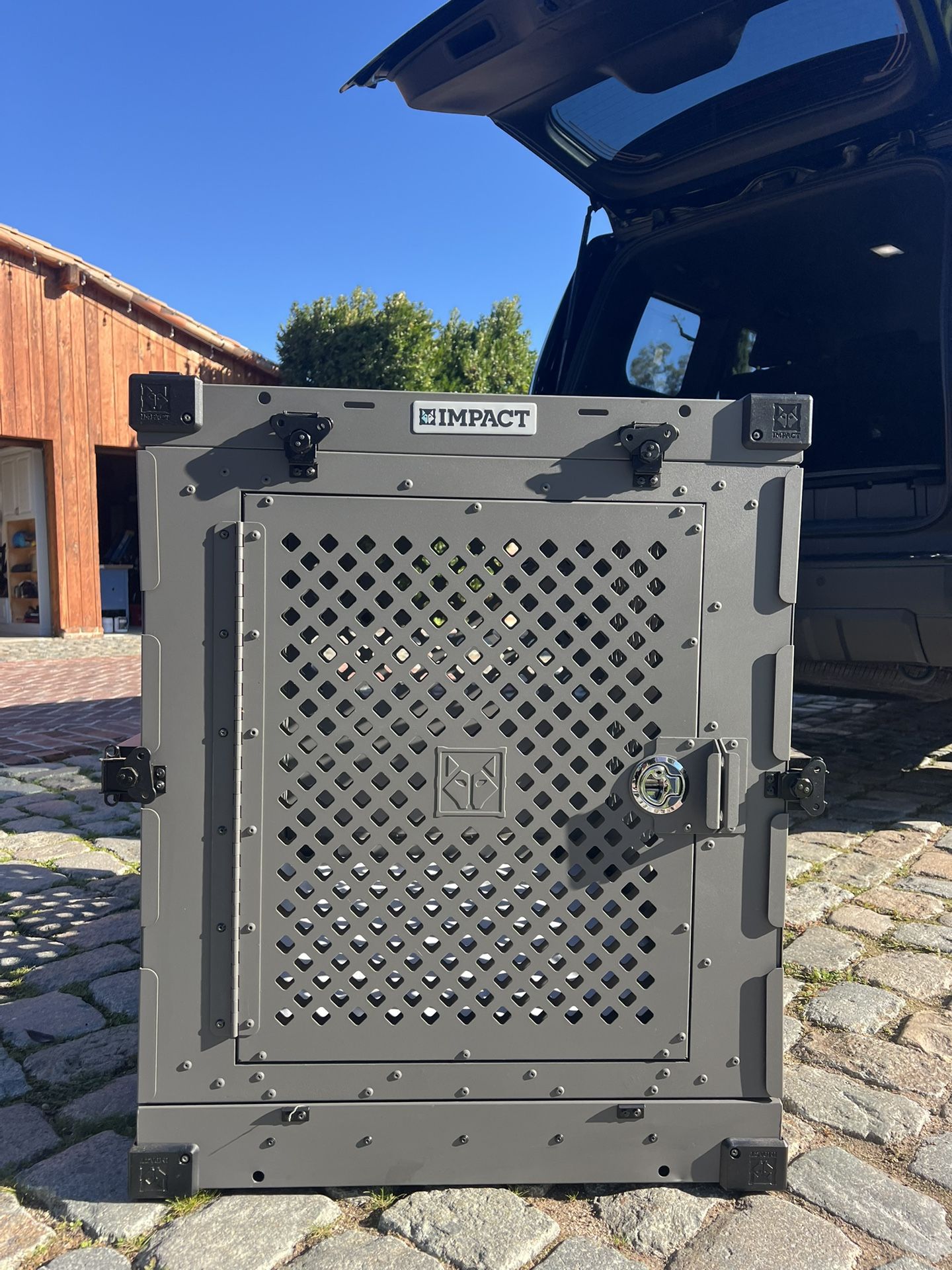 IMPACT Dog Crate With Orthopedic Pad Insert 