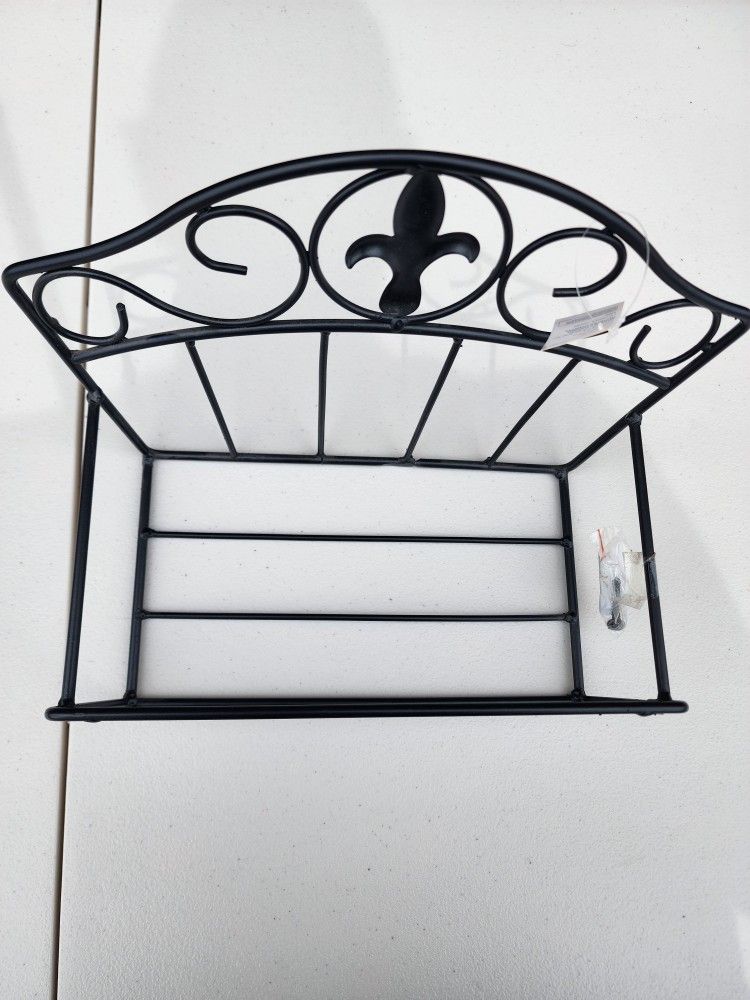 (NEW) GARDEN HOSE STORAGE RACK