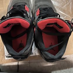 Jordan 4