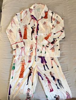 Taylor Swift pajama set