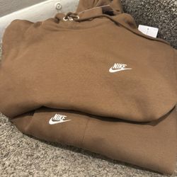 Large Nike Men