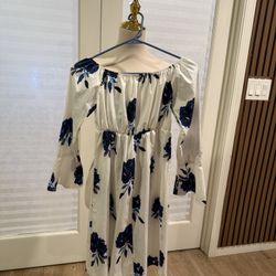Dress ( Size S)