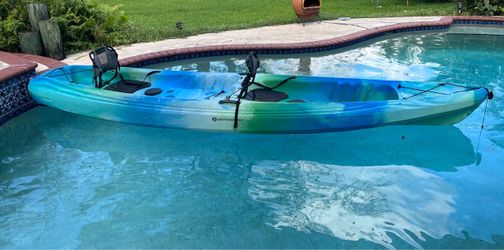13.5 Perception tandem kayak