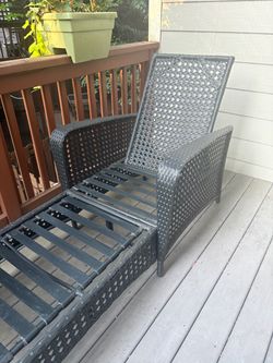 Lounge chair