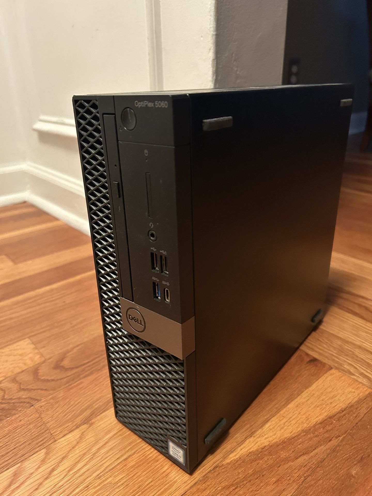 Dell desktop computer