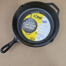 Lodge 11" Seasoned Cast Iron Skillet With Handle