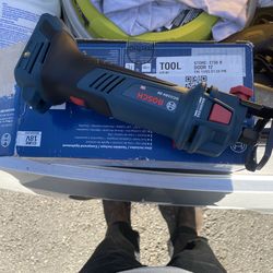 Bosch 18V Brushless Cut-Out Tool