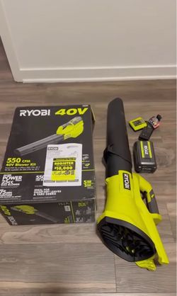 RYOBI 40V 120 MPH 550 CFM Cordless Battery Leaf Blower With 4.0 Ah Battery and Charger