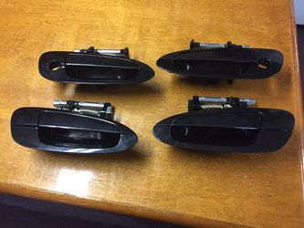 Nissan Altima door handles set of 4 (New)