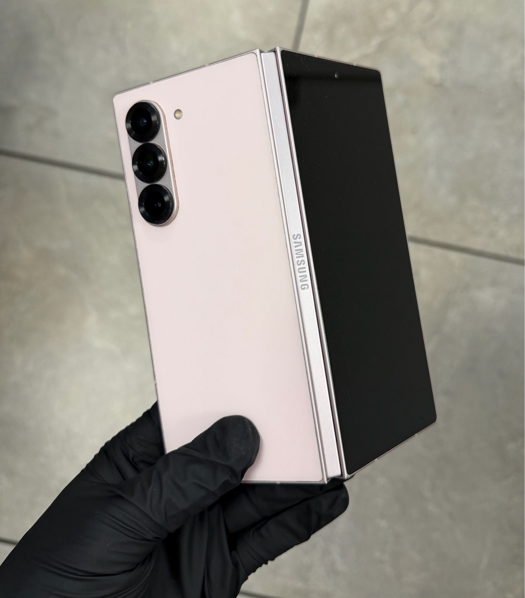 Samsung Galaxy Z Fold 6 UNLOCKED
