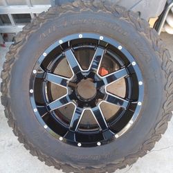 Like New Fuel  Maverick Universal 6x5.5 35x50r20 Rims And Tires 